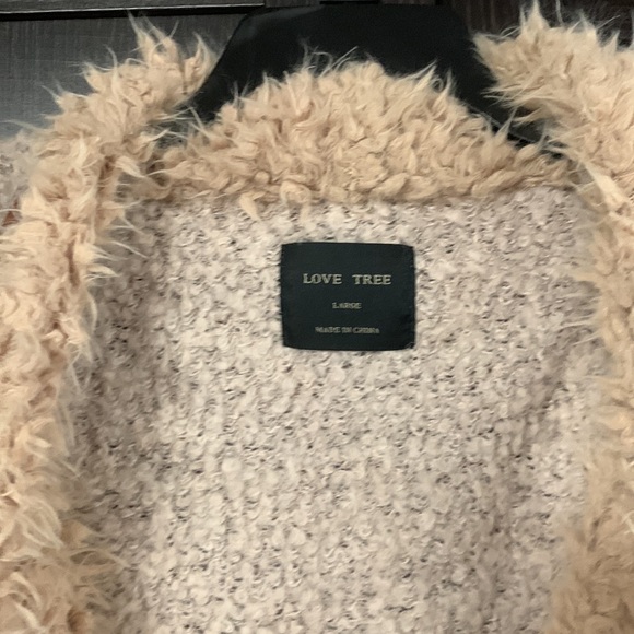 Vest with Pockets L - Picture 2 of 6